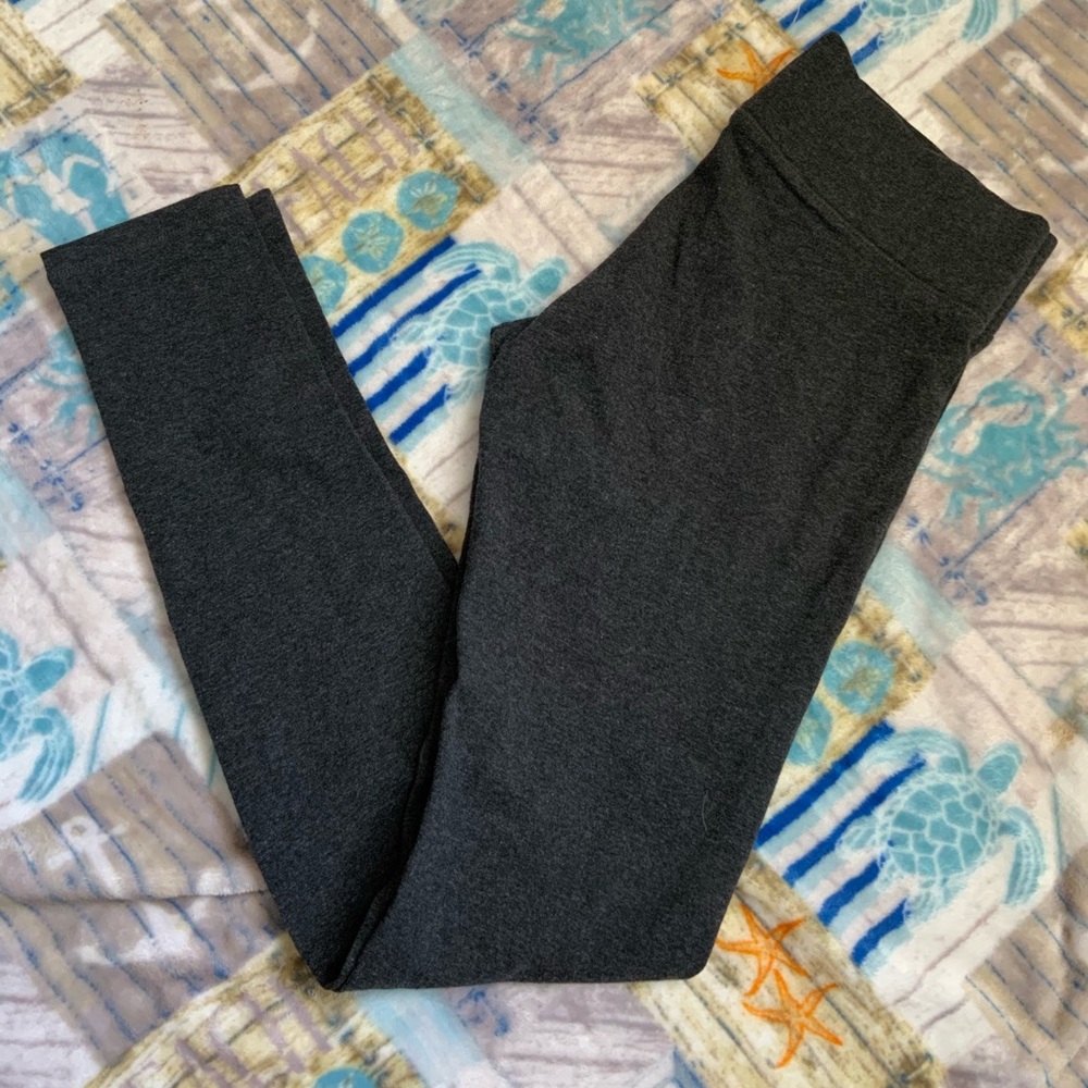Hue Grey Leggings